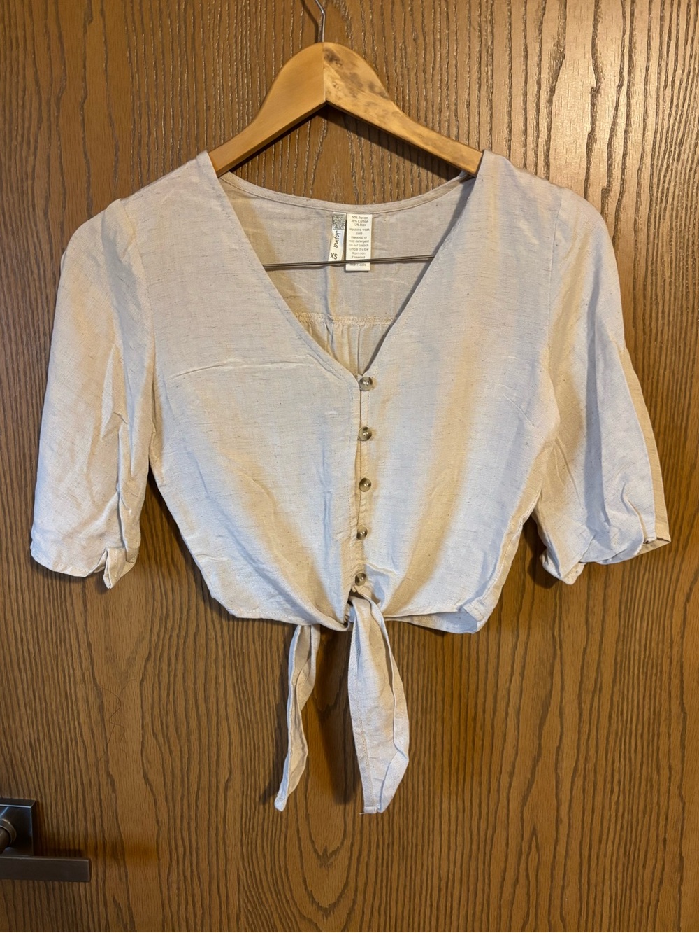 Japna Cream Tie-Front Button Crop Top